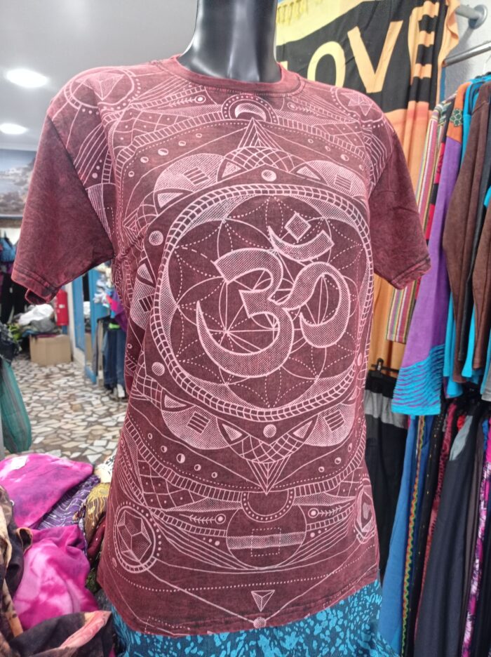 Camiseta hippie ohm color granate - Tienda de Ropa Hippie